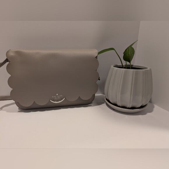 Kate Spade Magnolia Addison Crossbody Clutch with Scalloped Edges - Picture 1 of 7
